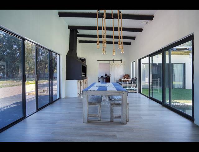 5 BEDROOM HOUSE FOR SALE IN MORNING STAR